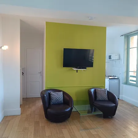 Les Galets Bleus Bed & Breakfast 3*