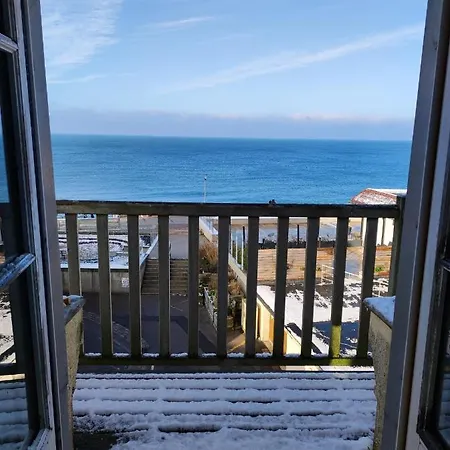 Les Galets Bleus Étretat